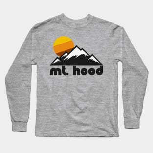 Retro Mt Hood ))(( Tourist Souvenir Travel Oregon Design Long Sleeve T-Shirt